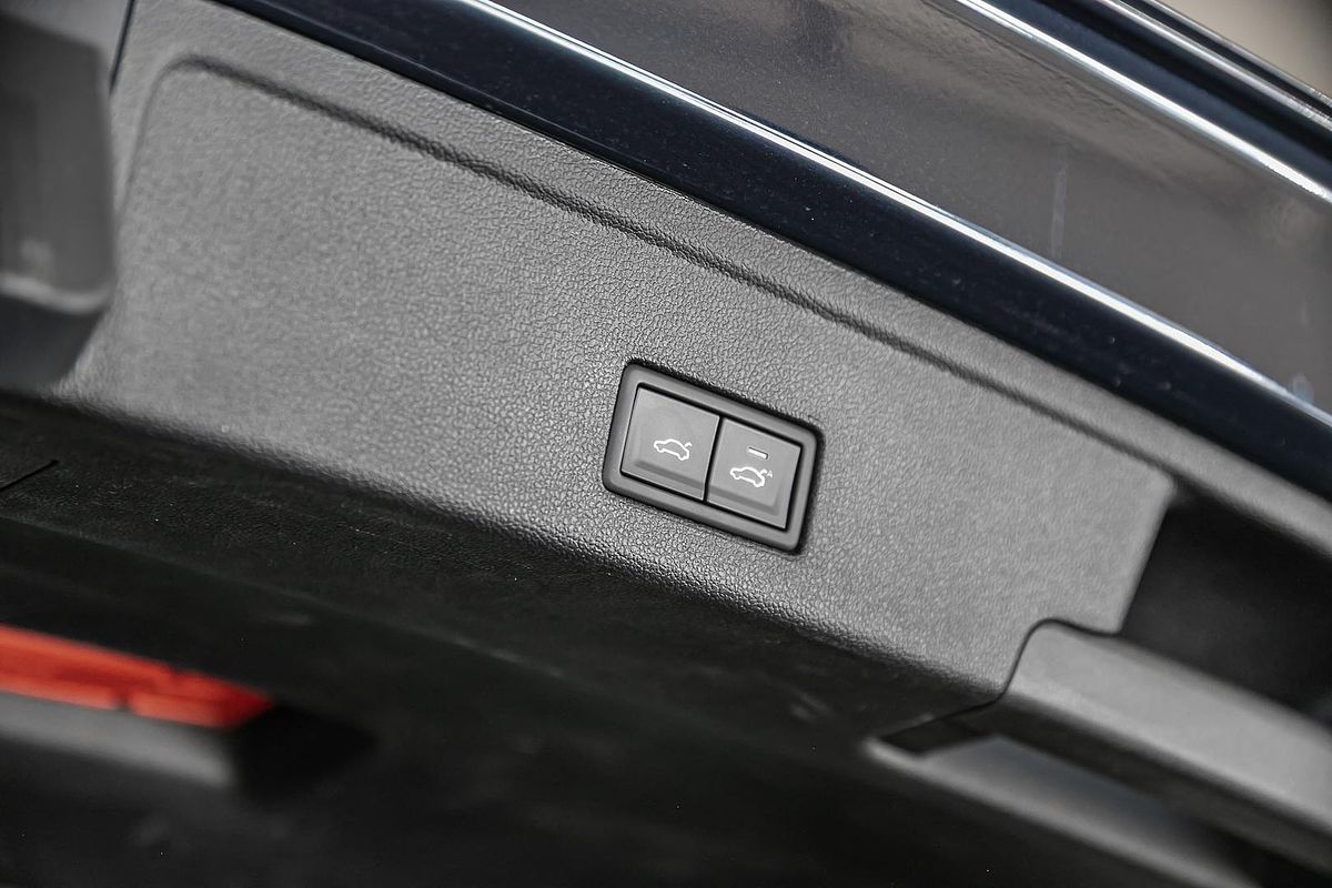 2024 Volkswagen Touareg 210TDI Elegance RC