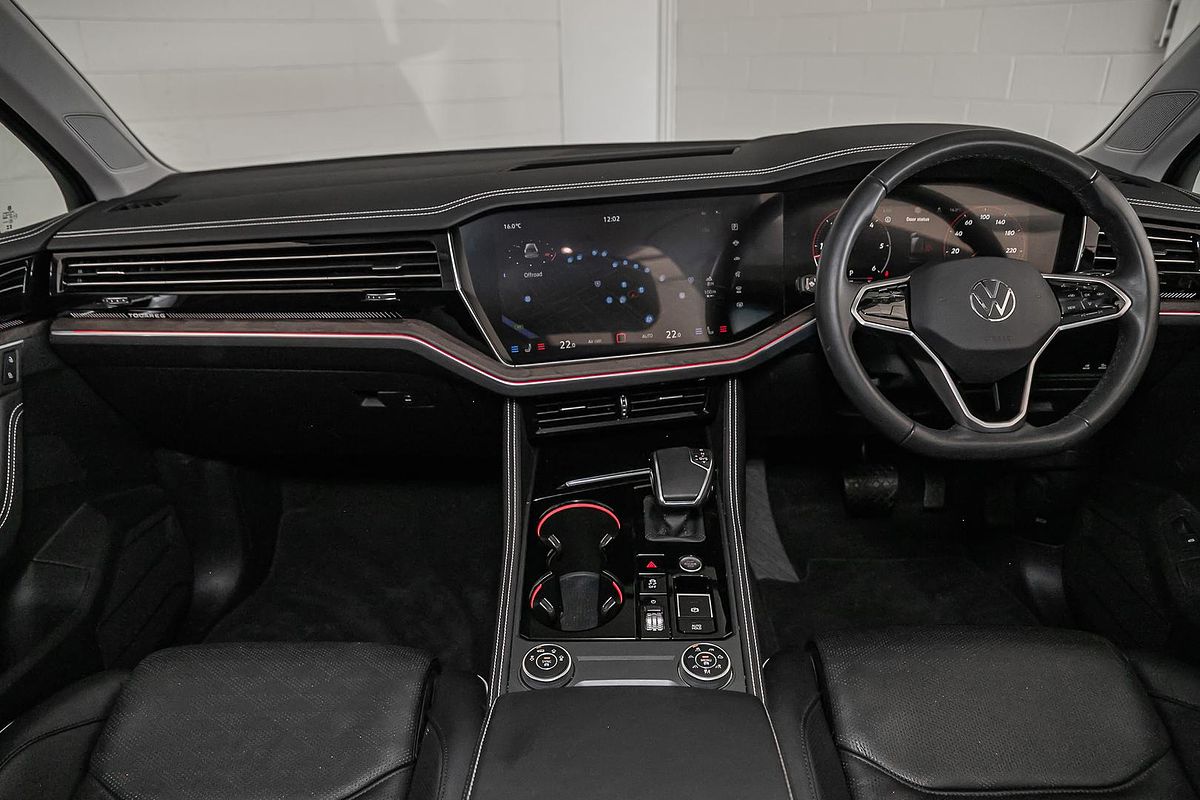 2024 Volkswagen Touareg 210TDI Elegance RC
