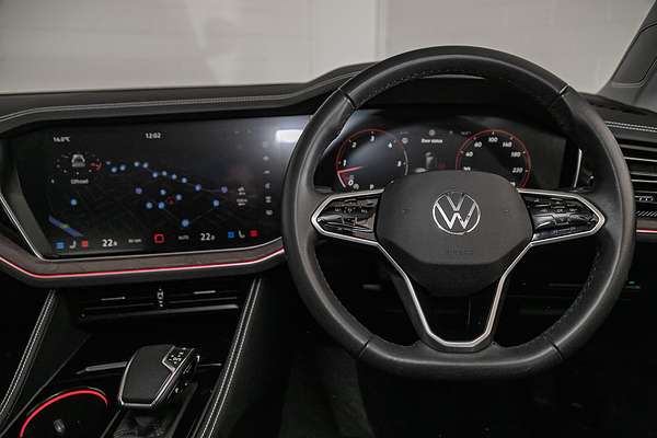 2024 Volkswagen Touareg 210TDI Elegance RC