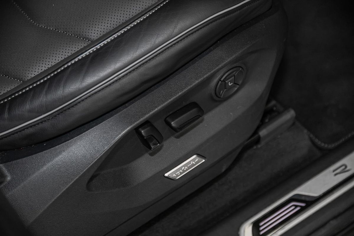 2023 Volkswagen Touareg 210TDI R-Line CR