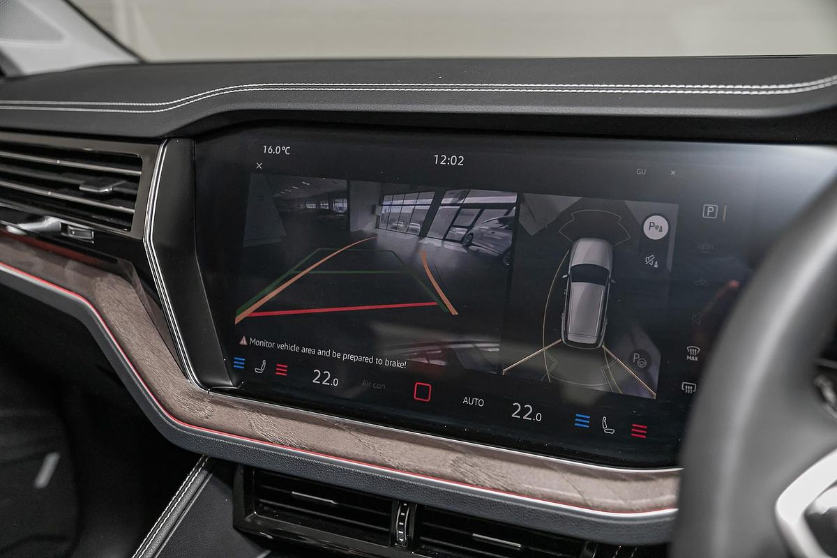 2024 Volkswagen Touareg 210TDI Elegance RC