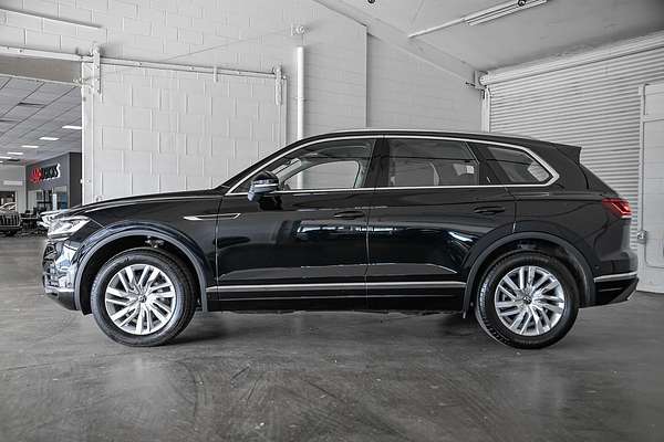 2023 Volkswagen Touareg 170TDI CR