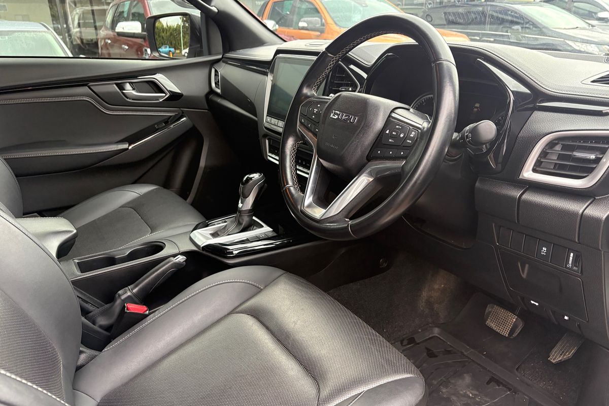 2020 Isuzu D-MAX X-TERRAIN 4X4