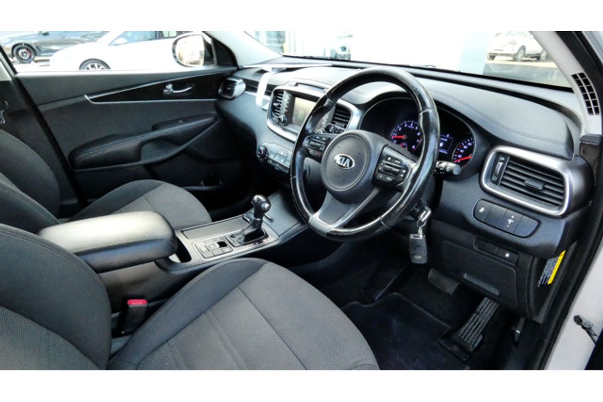 2017 Kia Sorento Si UM