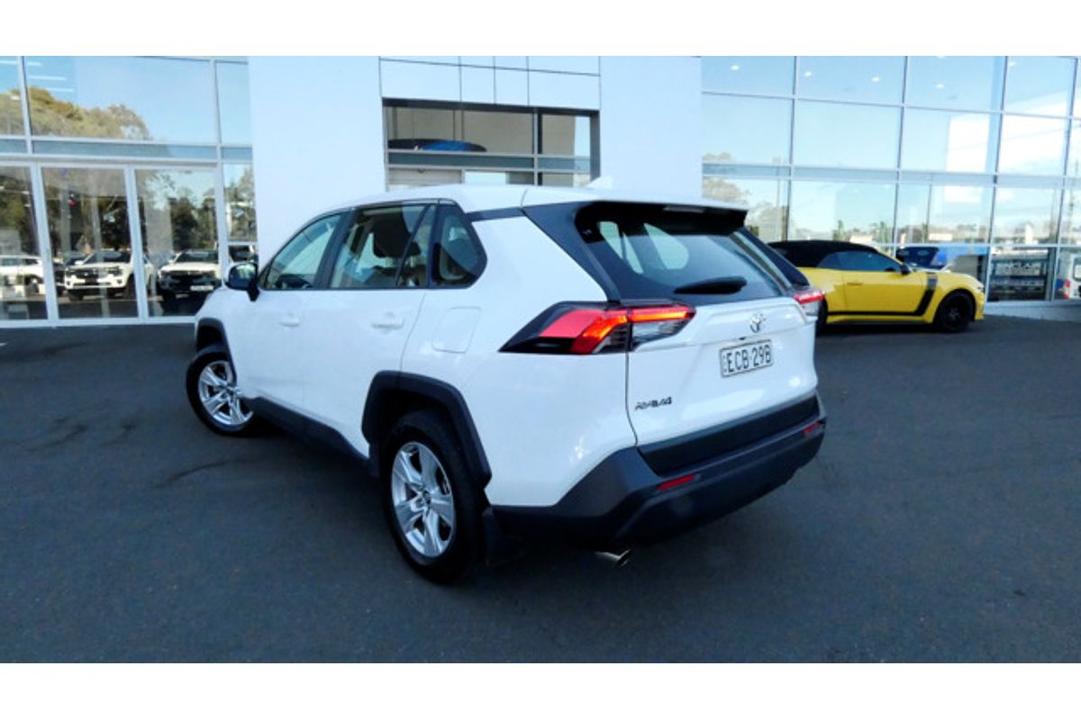 2019 Toyota RAV4 GX MXAA52R