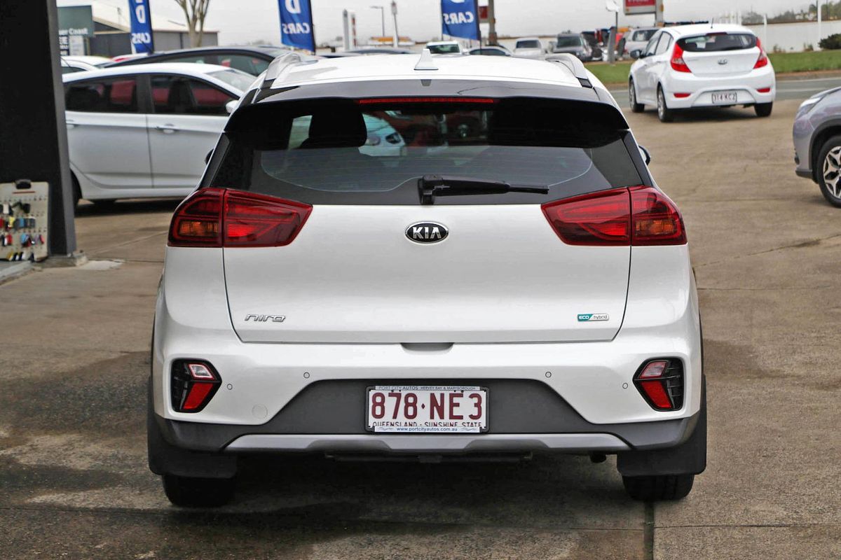 2021 Kia Niro Hybrid S DE