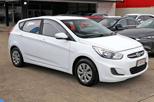 2016 Hyundai Accent Active RB4