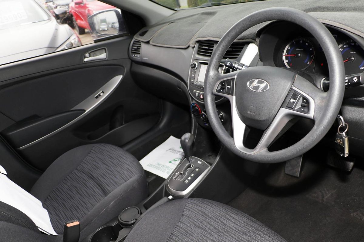 2016 Hyundai Accent Active RB4