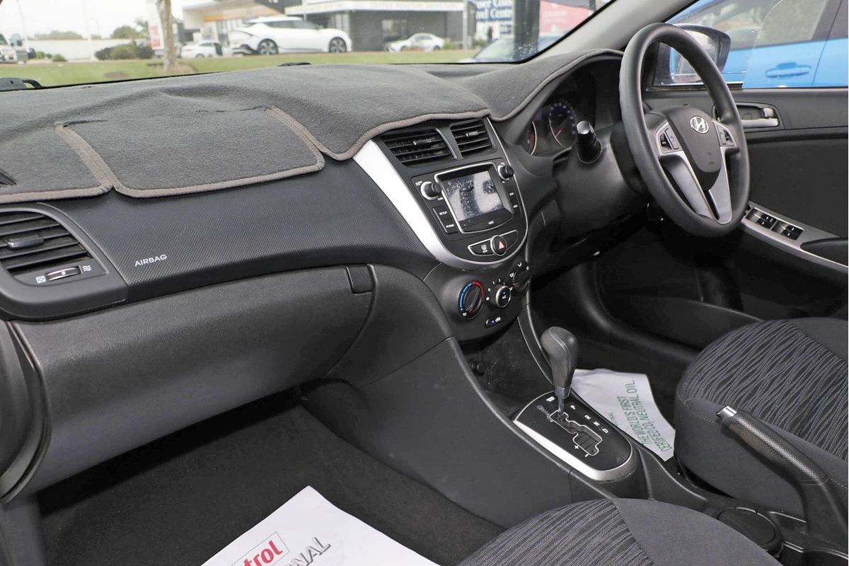 2016 Hyundai Accent Active RB4