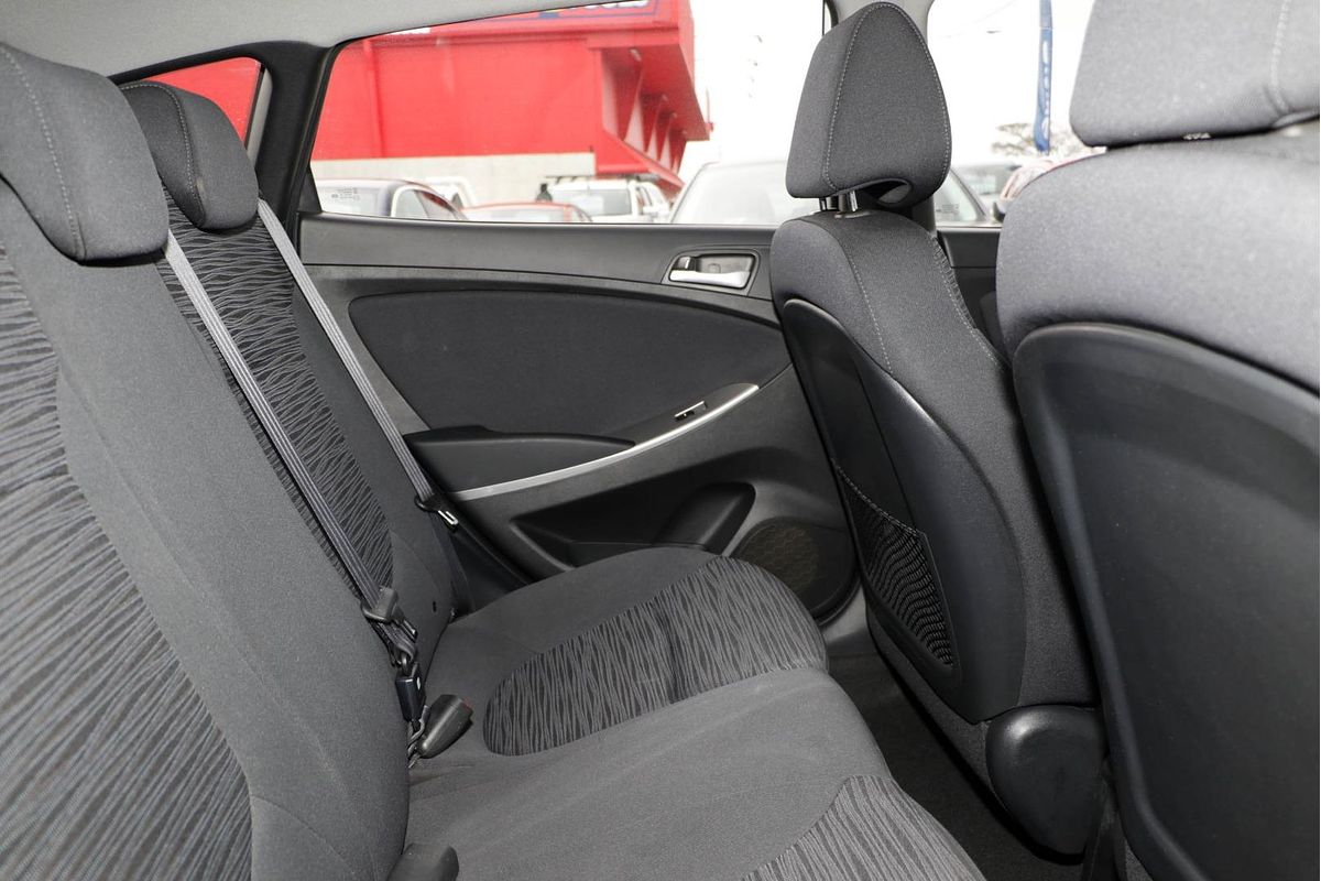 2016 Hyundai Accent Active RB4