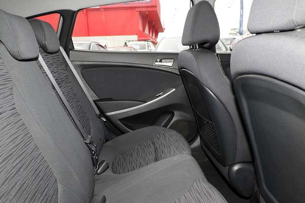 2016 Hyundai Accent Active RB4