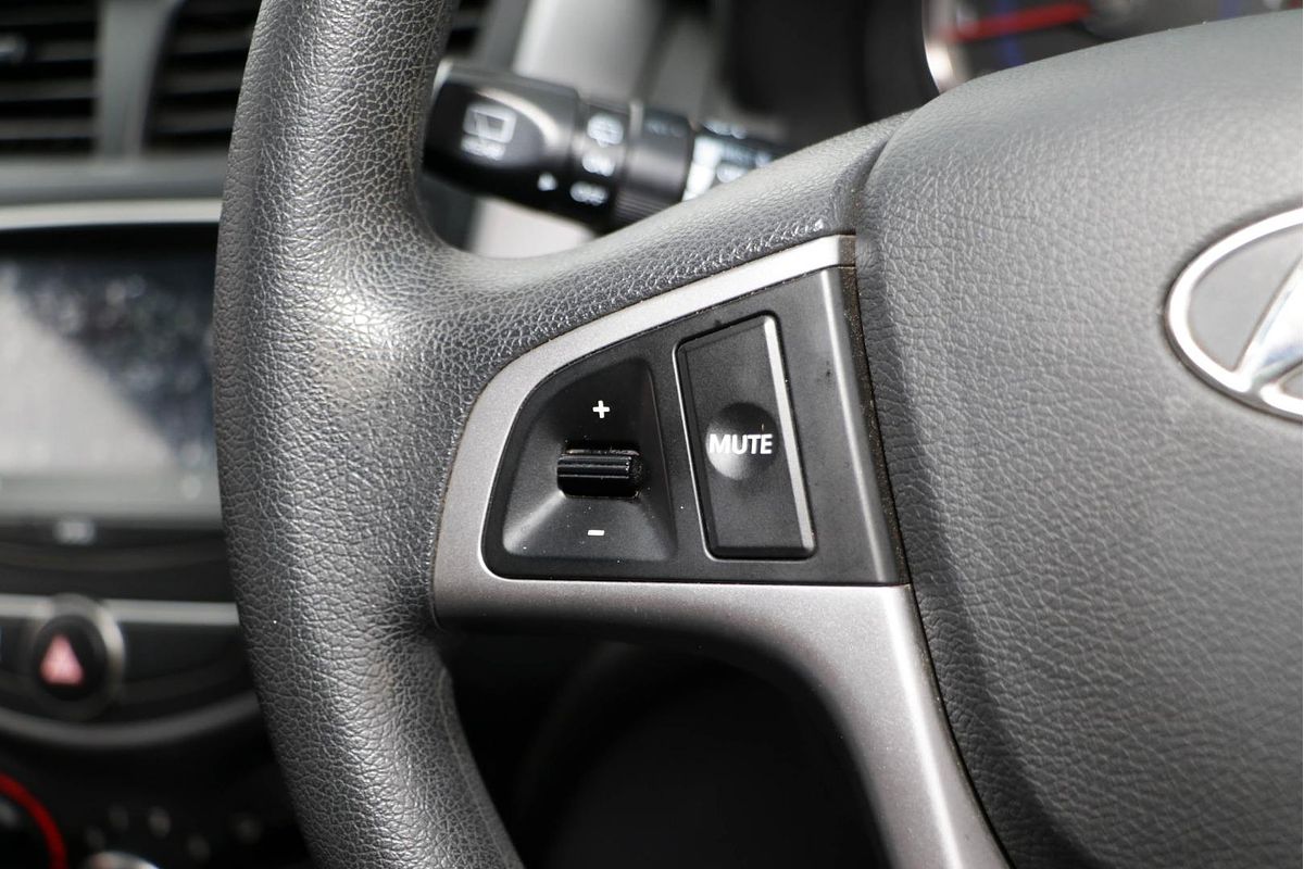2016 Hyundai Accent Active RB4