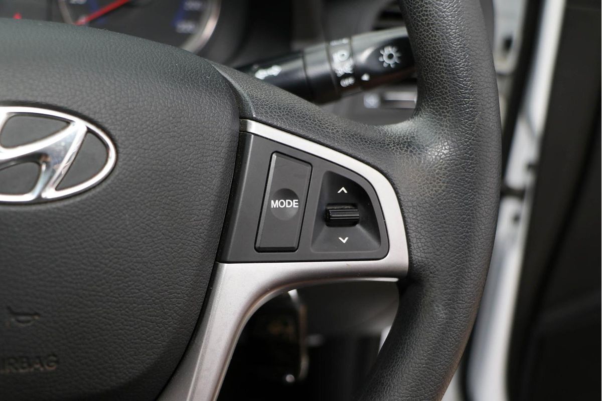 2016 Hyundai Accent Active RB4