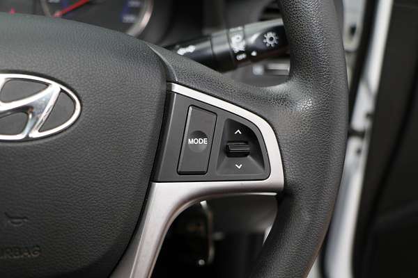 2016 Hyundai Accent Active RB4