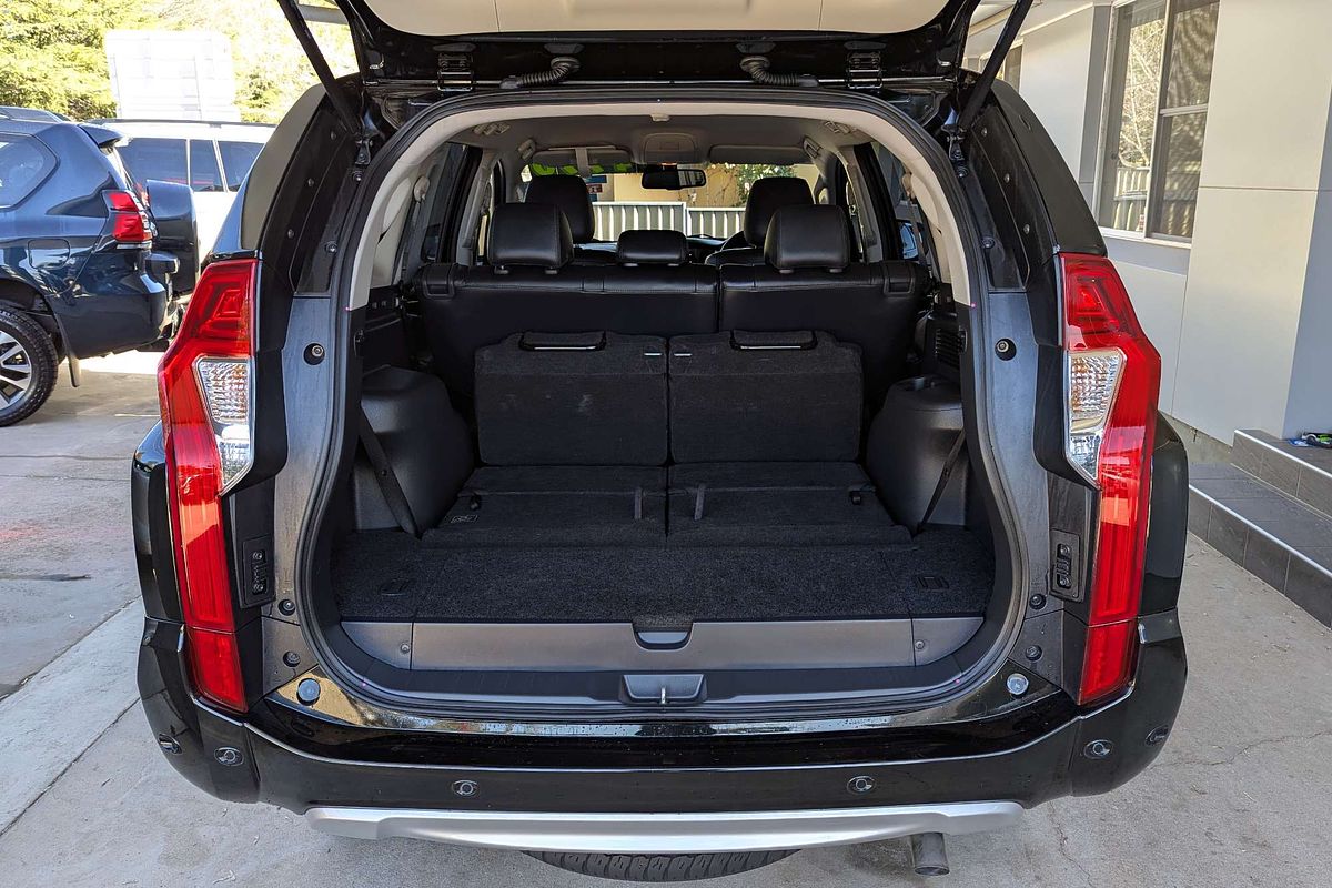 2016 Mitsubishi Pajero Sport Exceed QE