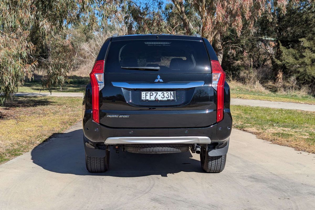 2016 Mitsubishi Pajero Sport Exceed QE