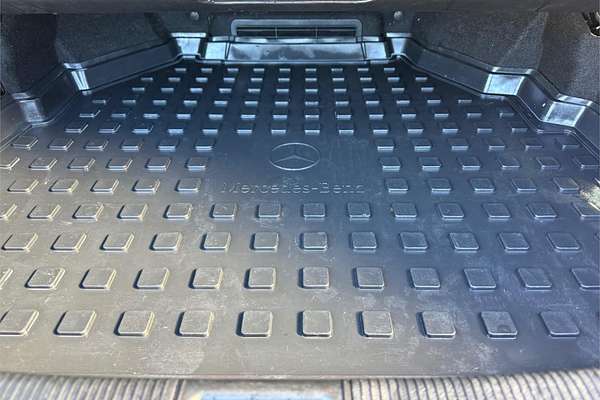2011 Mercedes-Benz E-Class E350 Avantgarde A207