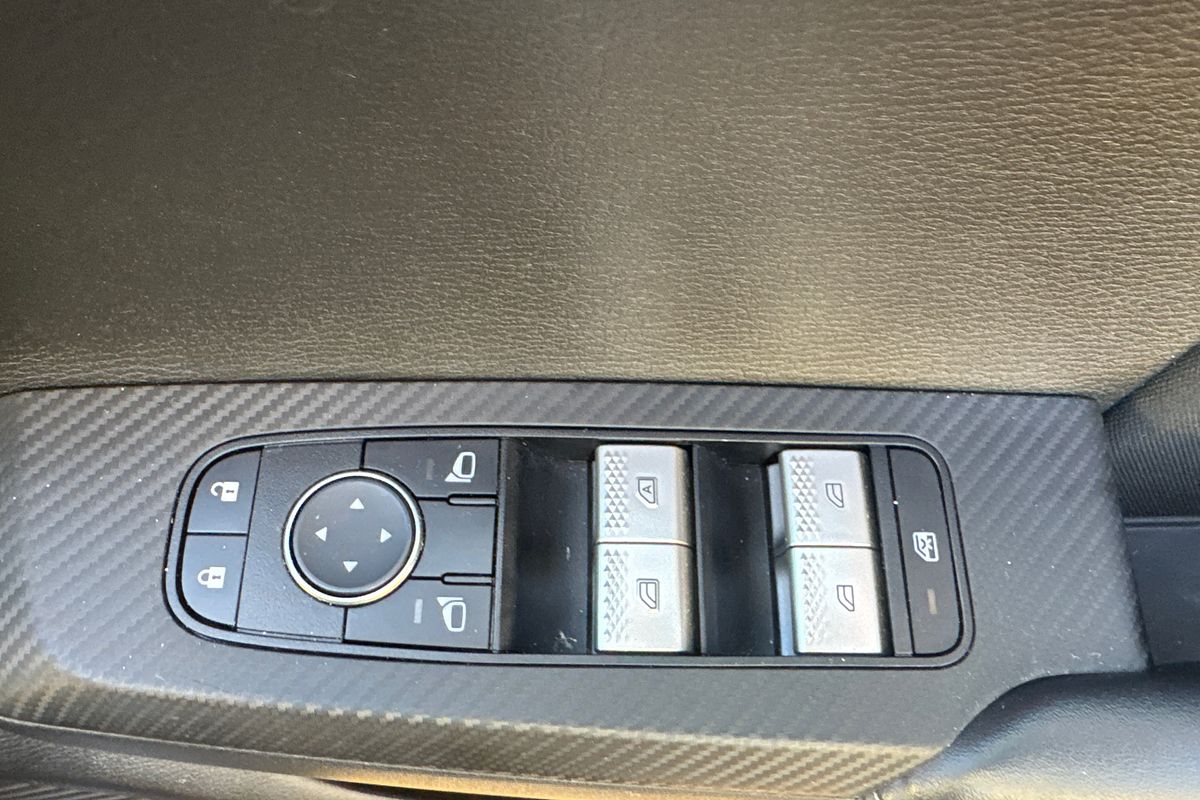 2023 Mitsubishi Outlander ES ZM