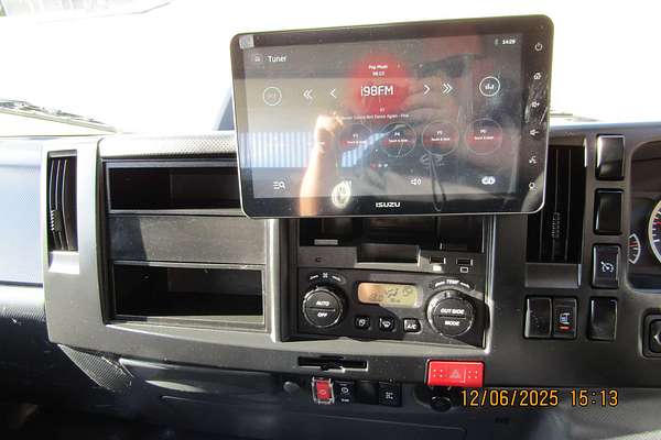 2023 Isuzu NPR 45/55-155 NH MY21