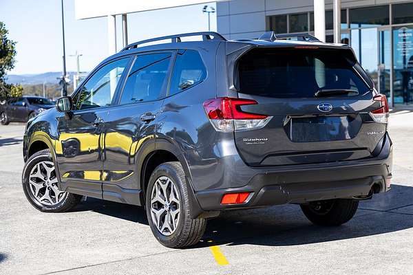 2023 Subaru Forester 2.5i 50 Years Edition S5