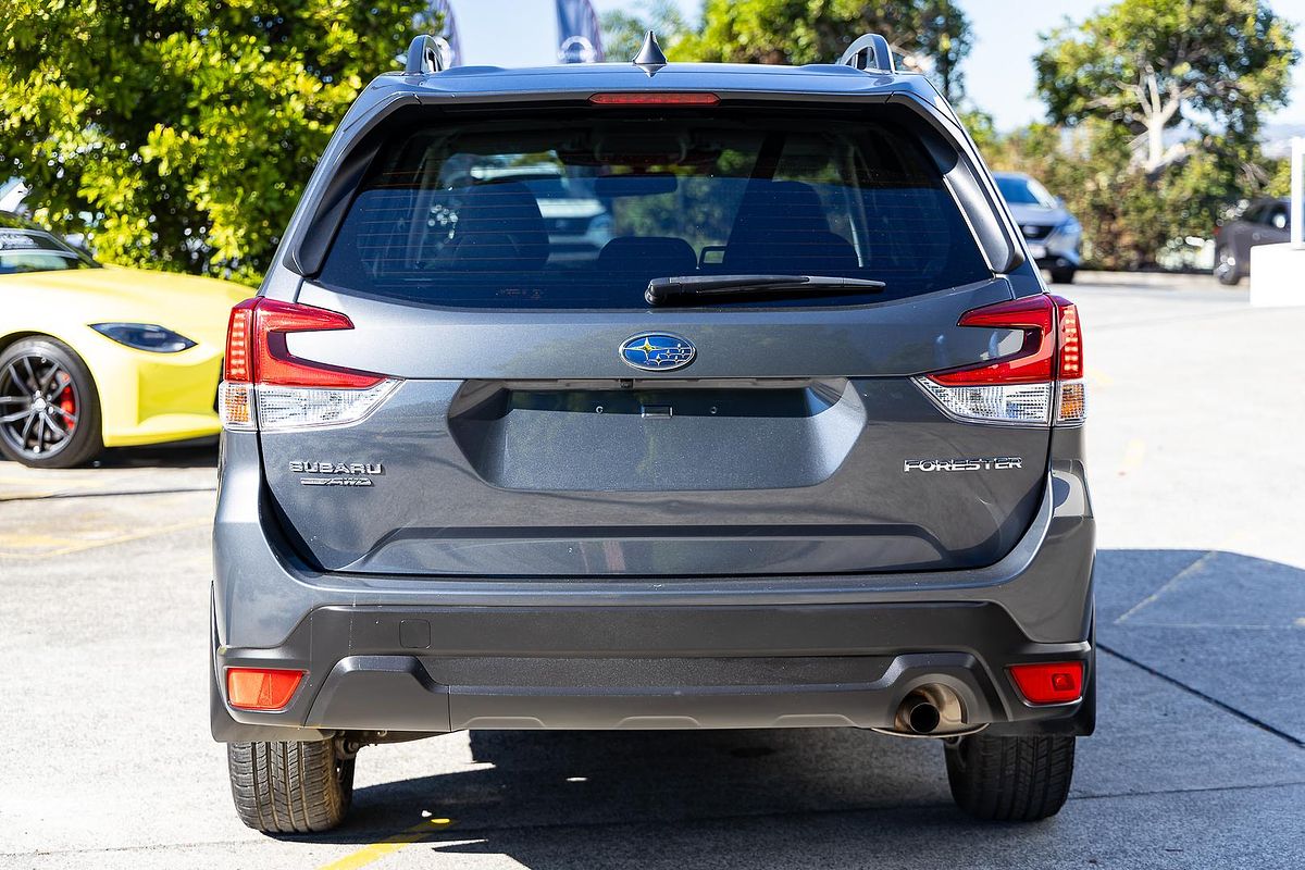 2023 Subaru Forester 2.5i 50 Years Edition S5