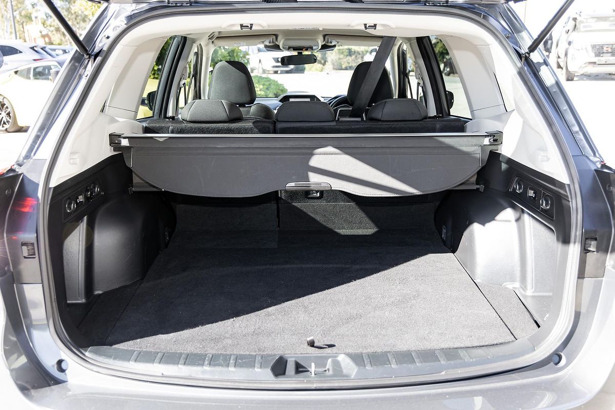 2023 Subaru Forester 2.5i 50 Years Edition S5