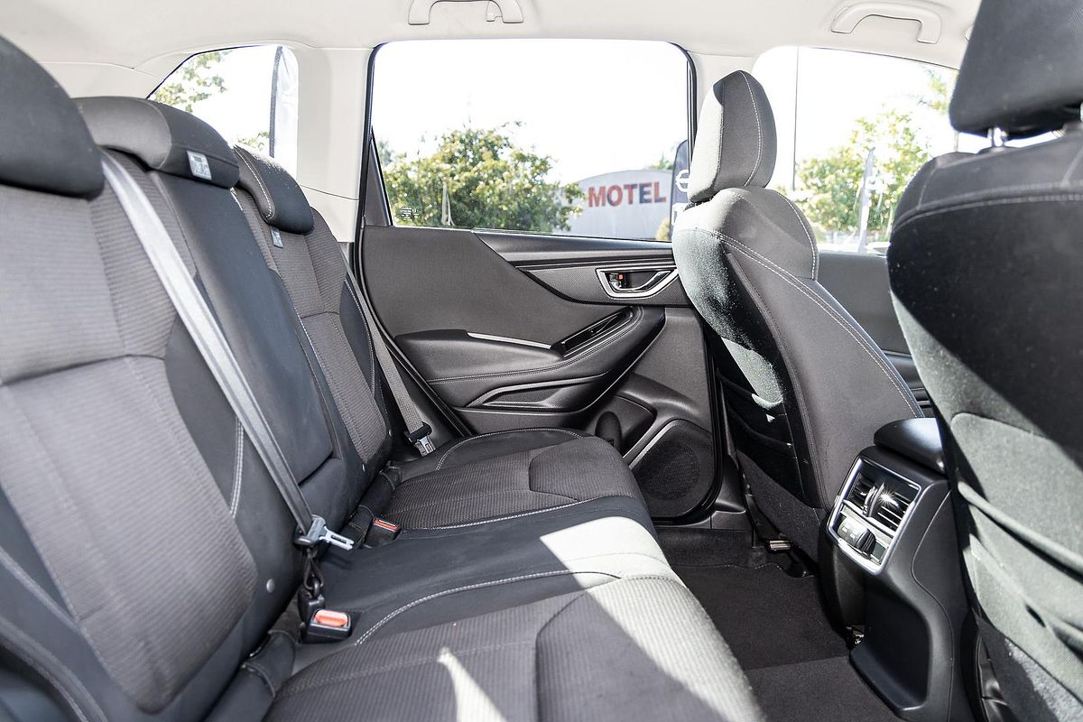 2023 Subaru Forester 2.5i 50 Years Edition S5