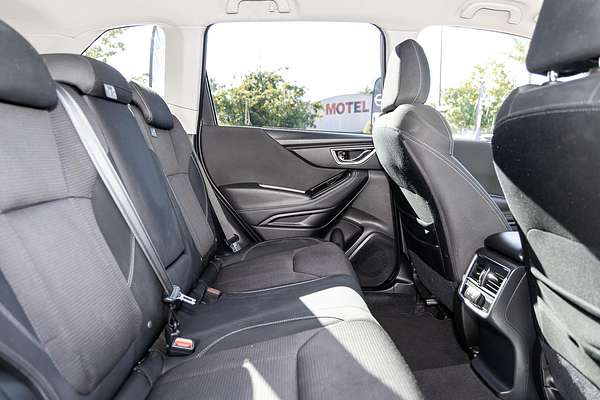 2023 Subaru Forester 2.5i 50 Years Edition S5