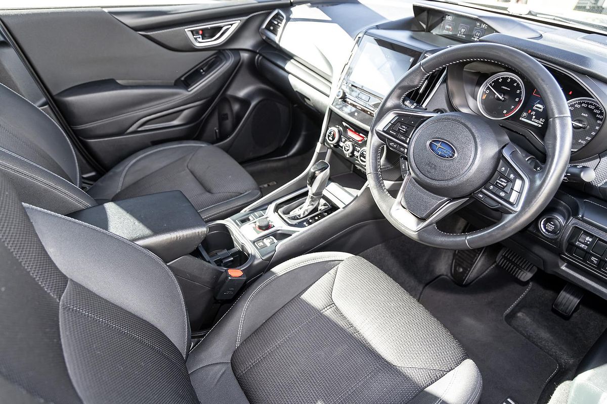 2023 Subaru Forester 2.5i 50 Years Edition S5