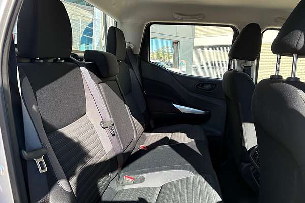 2024 Nissan Navara SL D23 4X4