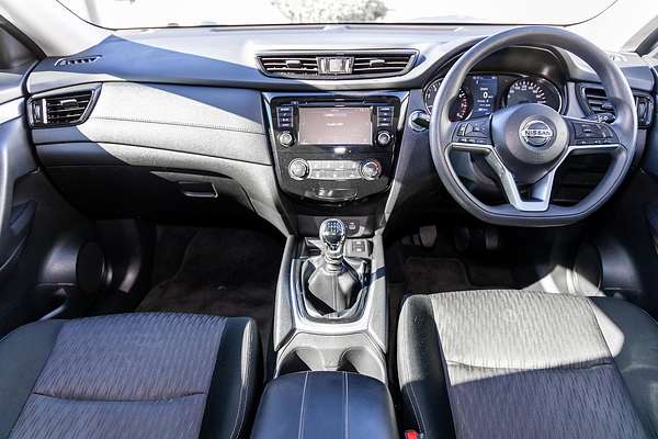 2022 Nissan X-TRAIL ST T32