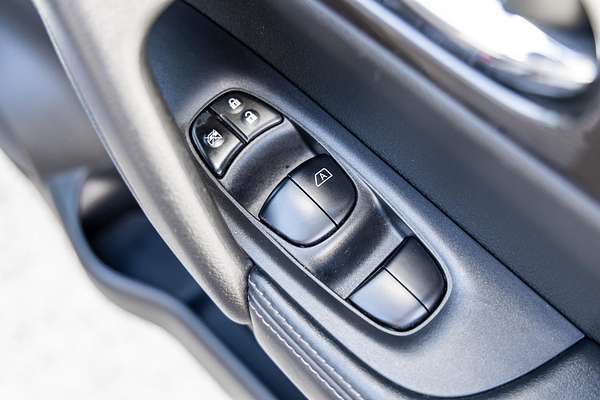 2022 Nissan X-TRAIL ST T32