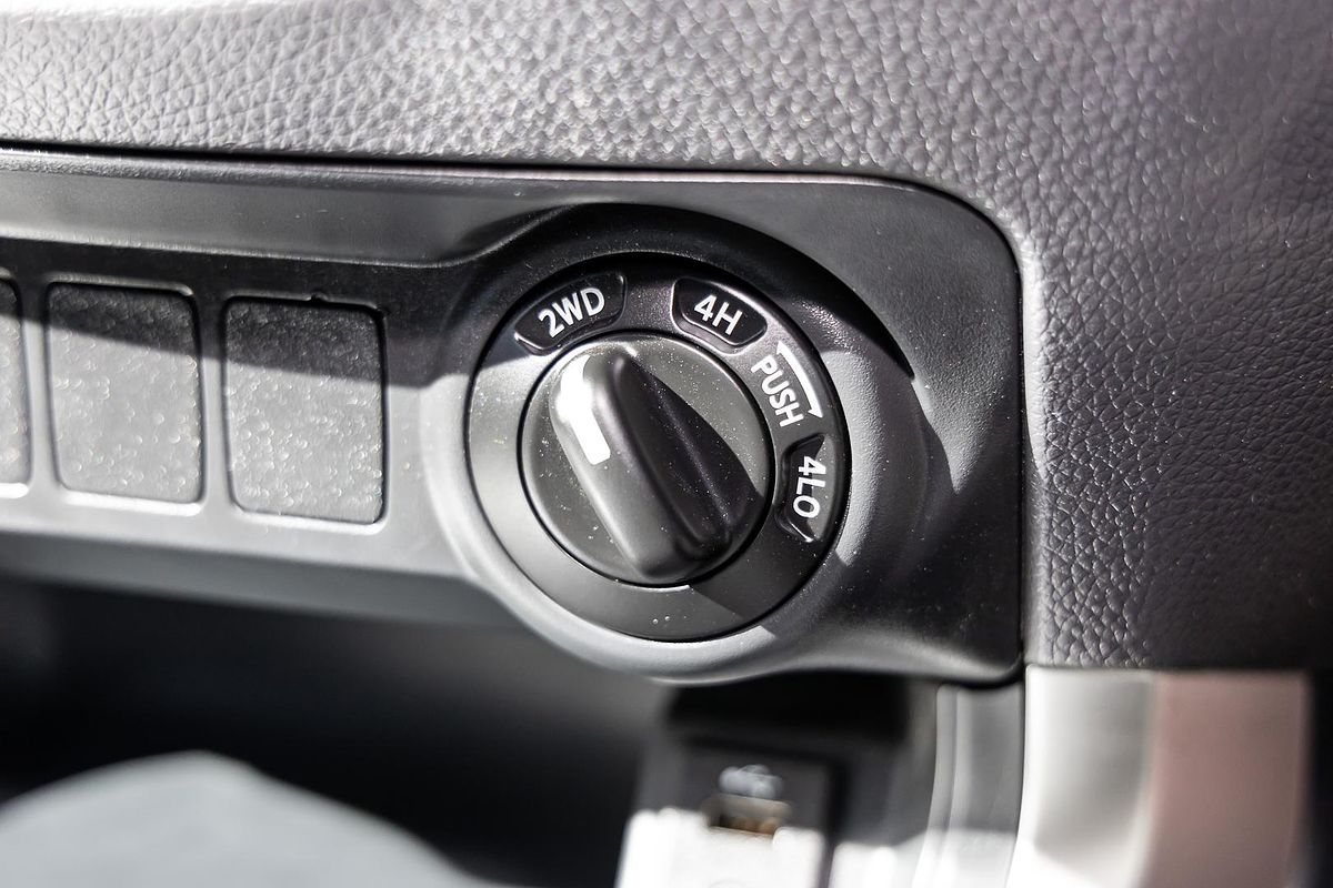2020 Nissan Navara RX D23 Series 4 4X4