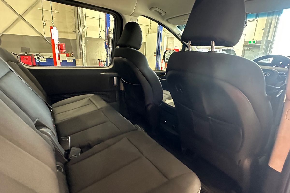 2021 Hyundai STARIA US4.V1