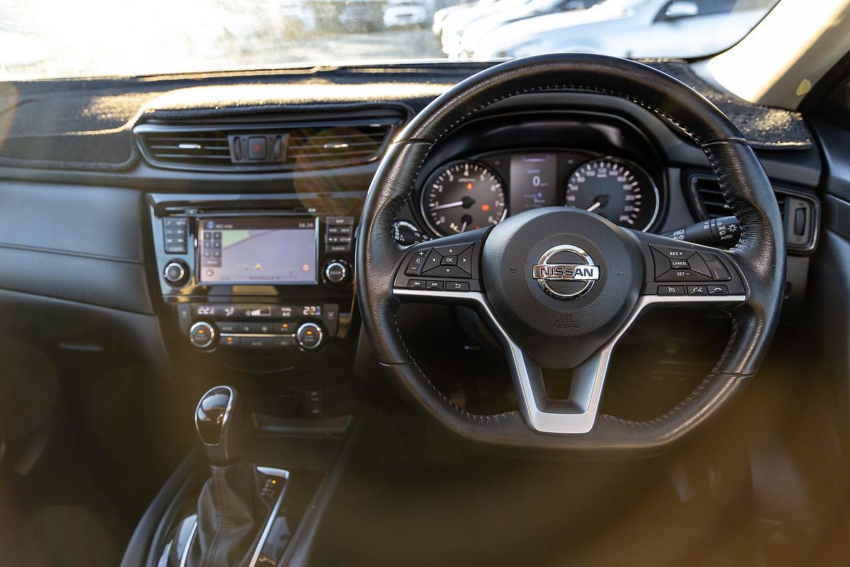 2017 Nissan X-TRAIL ST-L T32 Series II
