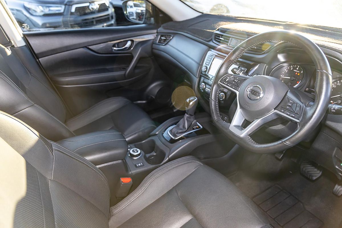 2017 Nissan X-TRAIL ST-L T32 Series II