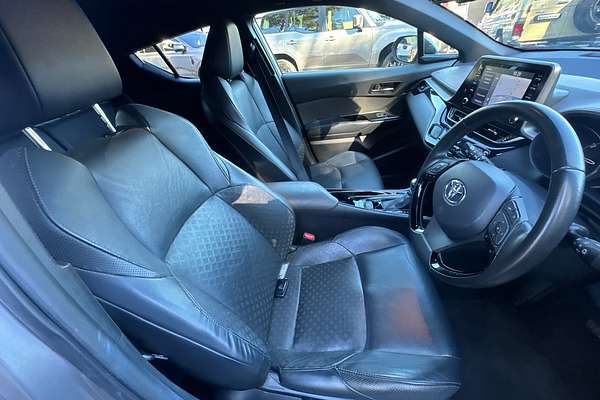 2022 Toyota C-HR Koba ZYX10R