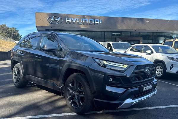 2022 Toyota RAV4 Edge AXAH54R