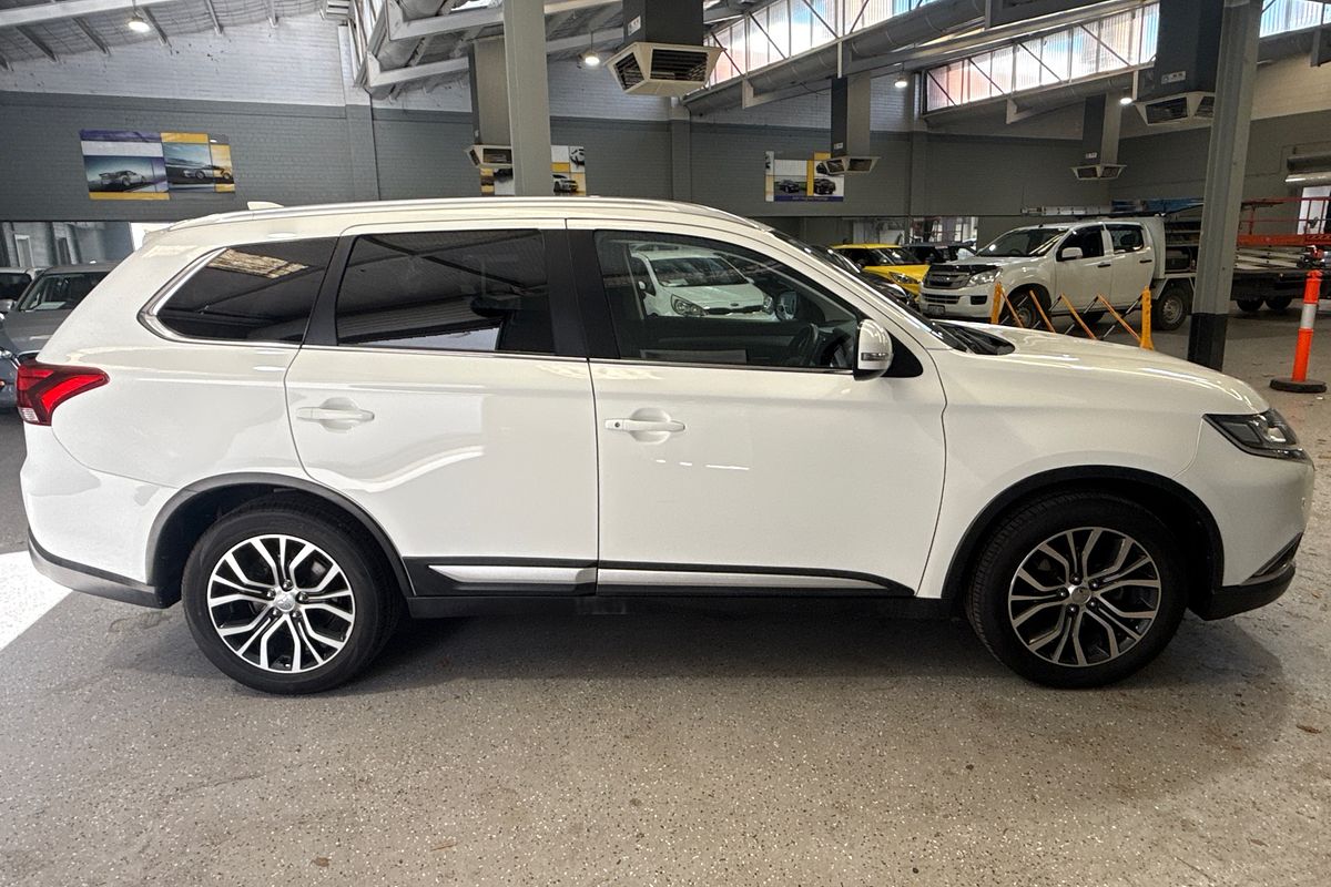 2017 Mitsubishi Outlander LS ZK