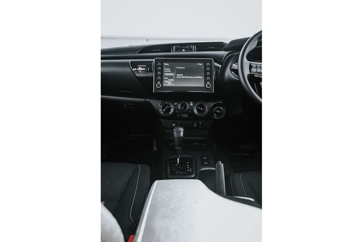 2024 Toyota Hilux SR GUN126R 4X4