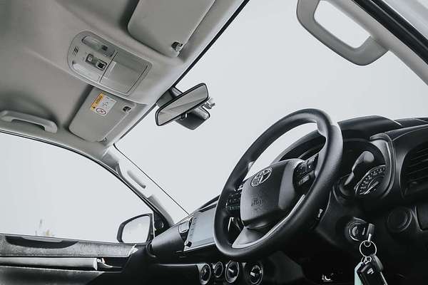 2024 Toyota Hilux SR GUN126R 4X4