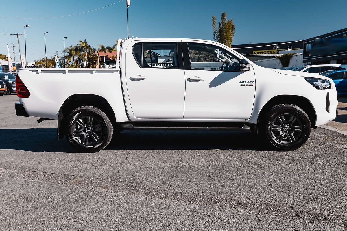 2024 Toyota Hilux SR GUN126R 4X4