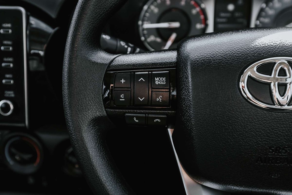 2024 Toyota Hilux SR GUN126R 4X4