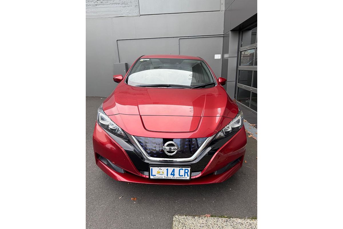 2019 Nissan LEAF ZE1
