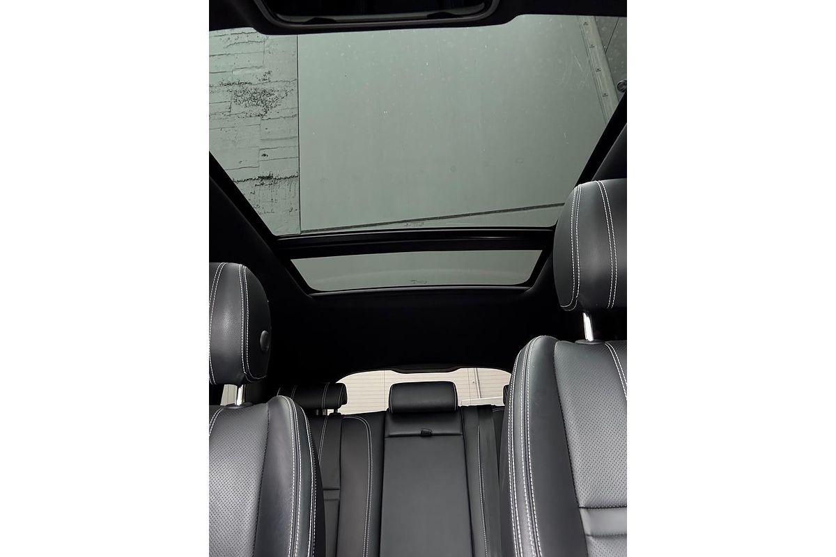 2021 Land Rover Range Rover Velar D200 R-Dynamic SE L560