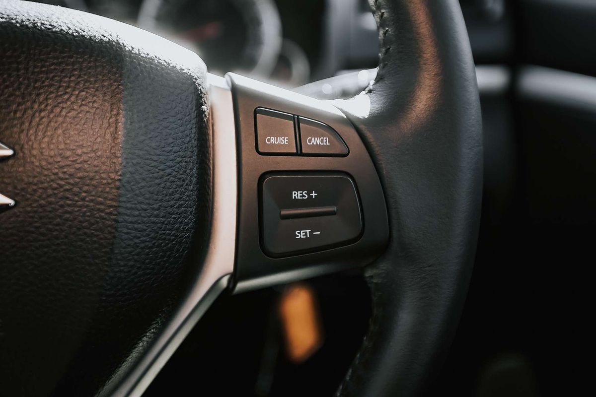 2015 Suzuki Swift GL FZ