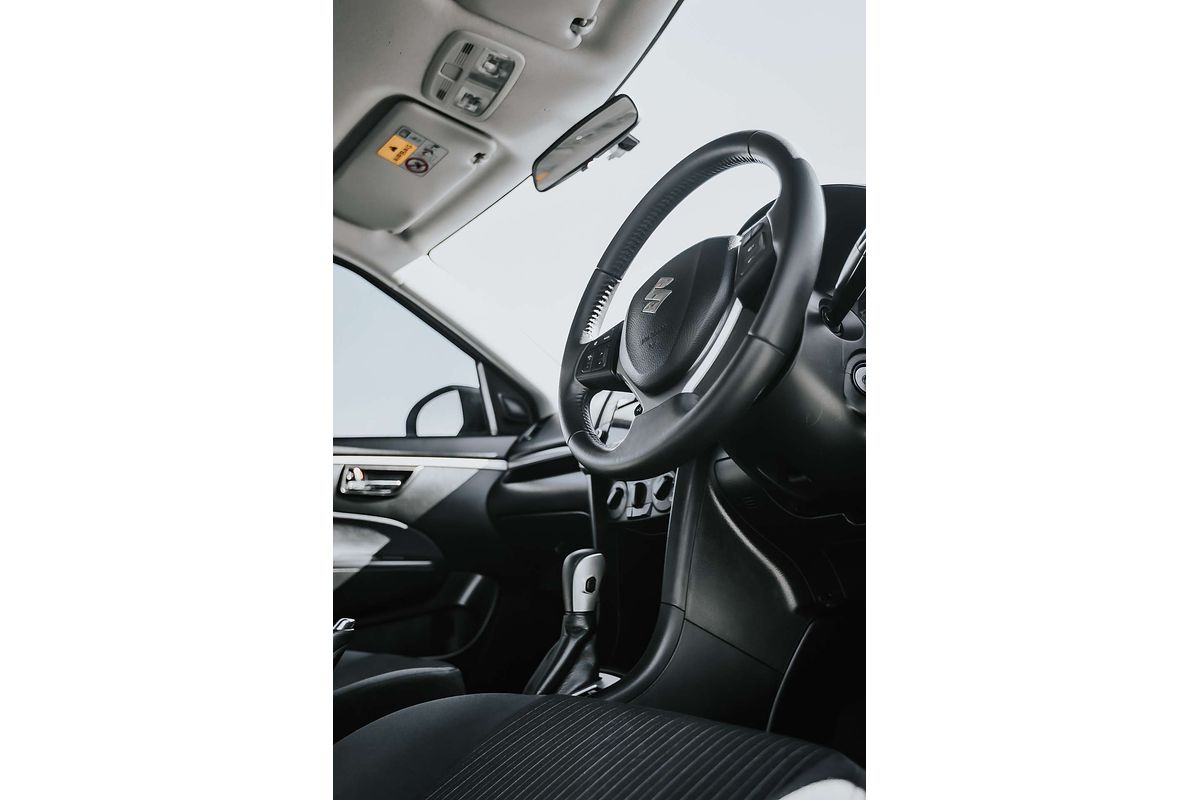 2015 Suzuki Swift GL FZ