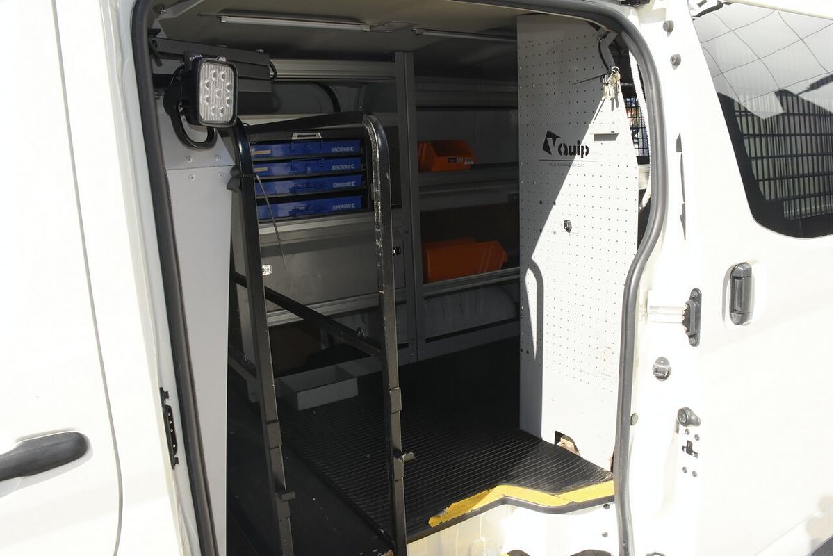 2019 Toyota Hiace GDH300R LWB