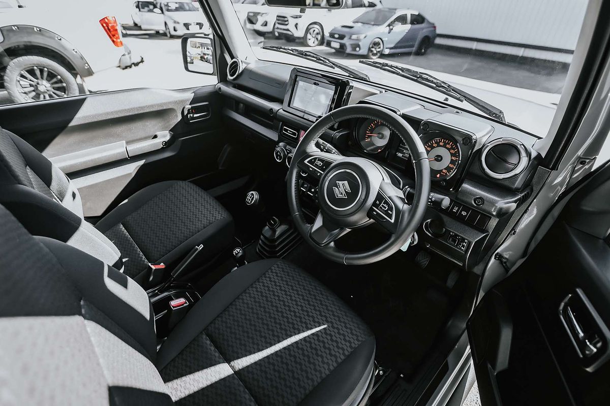 2023 Suzuki Jimny GLX GJ