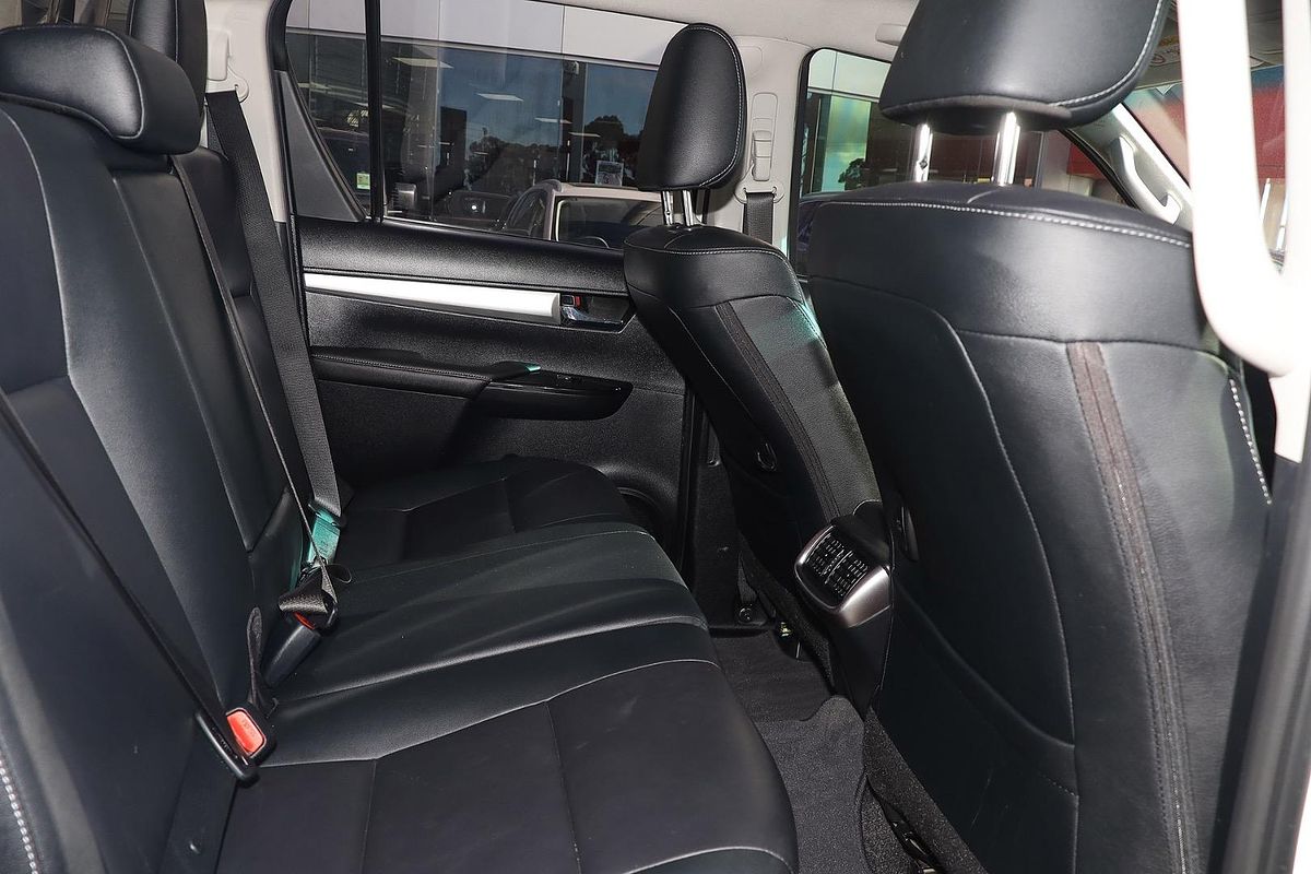 2019 Toyota Hilux SR5 GUN126R 4X4